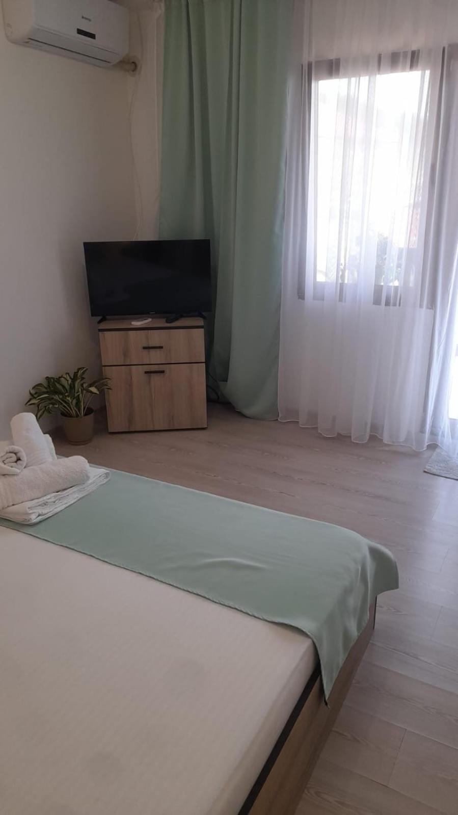 Casa Elena Eselnita Hotel Buitenkant foto